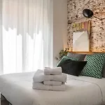 Lovely 2 Bedroom Apartment In The Heart Of Chueca